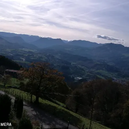 Holiday home Elbosqueencantadocantabria *